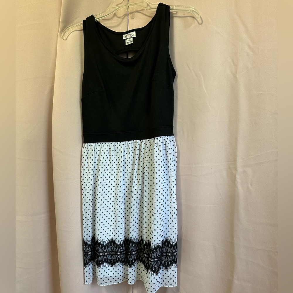 Medium sized dress.